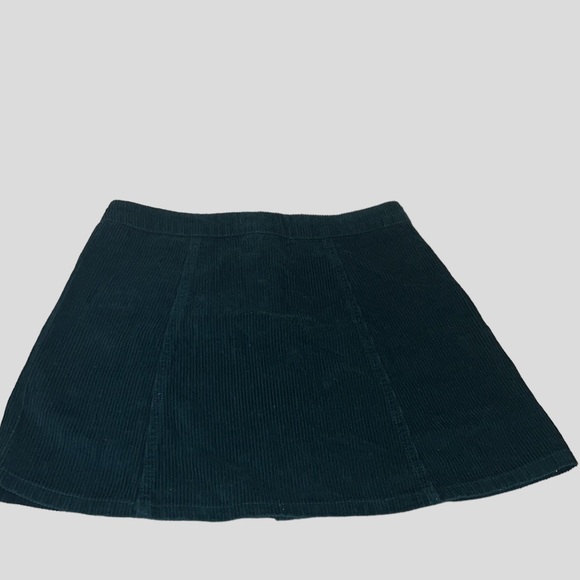 Forever 21 Forest Green Corduroy Mini skirt - Picture 2 of 9